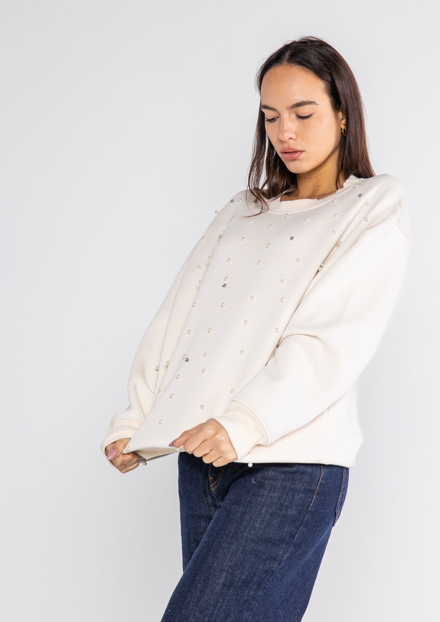 Felpa oversize con applicazioni Lokita